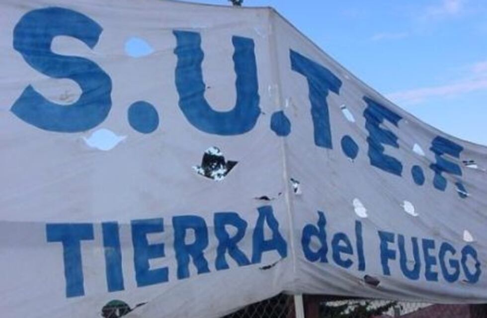 Ruidazo y movilización del SUTEF
