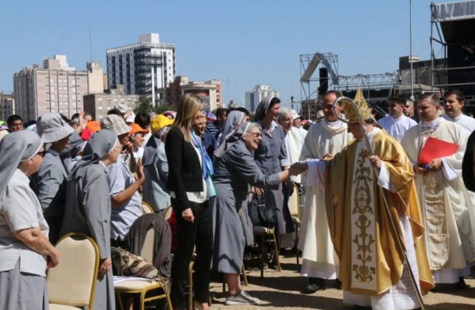 Con fe y devoción se vive la misa de beatificación de la Madre Catalina