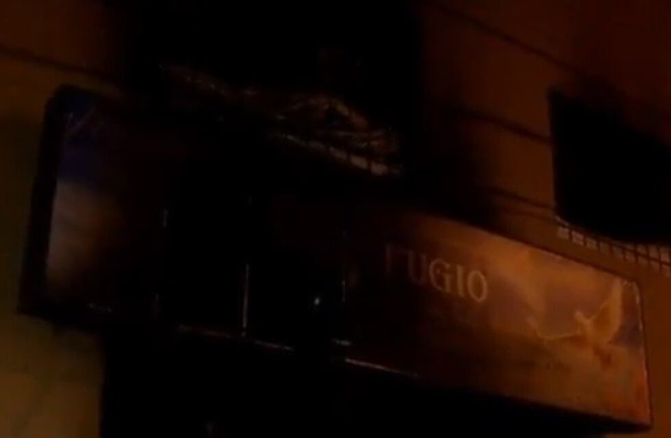 Se incendió por completo una iglesia evangélica y sospechan que fue intencional