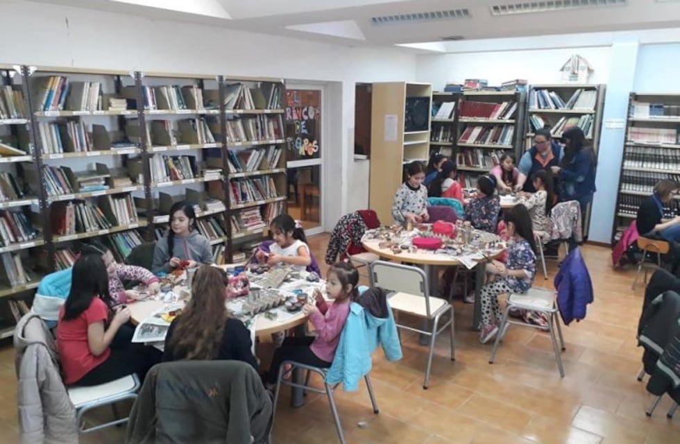 Puerto Deseado: Chocolate infantil y taller de manualidades