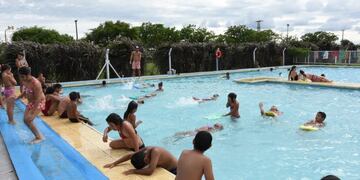 La pileta municipal se encuentra en el Hogar Granja \