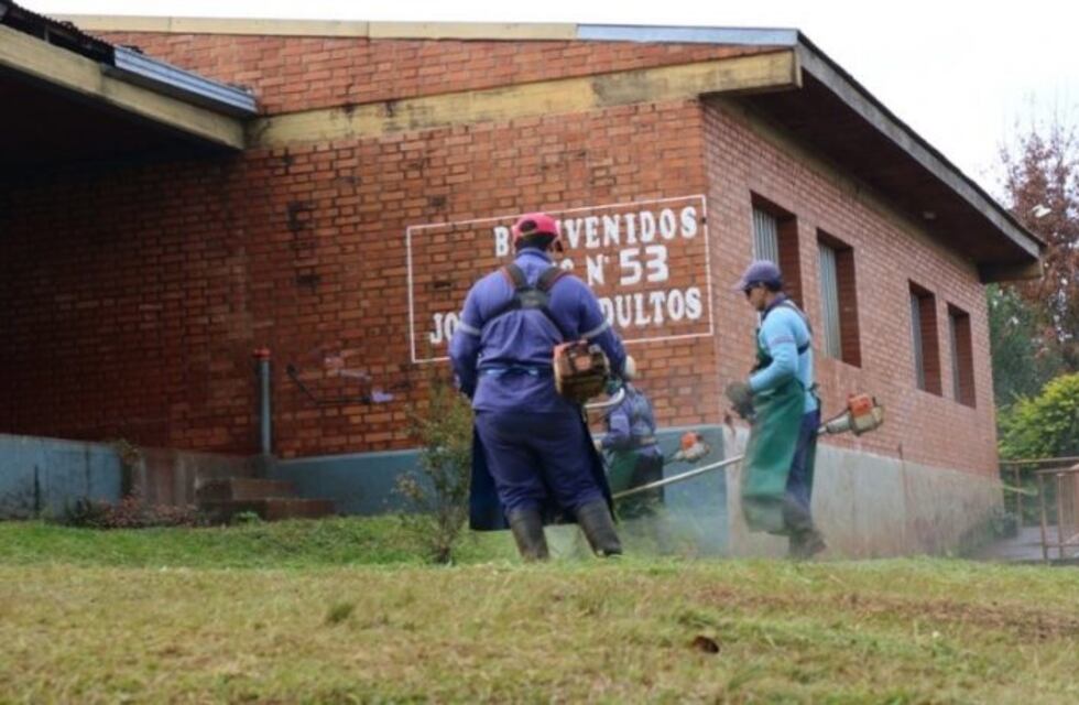 Empleados municipales de Oberá podrán terminar sus estudios secundarios