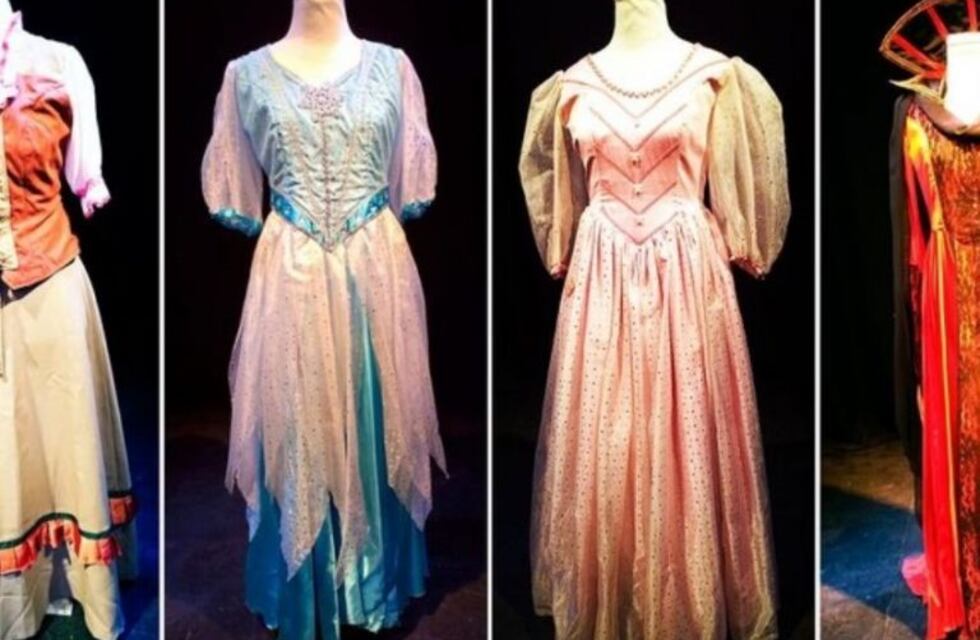 El teatro de Córdoba que vende su colección de trajes para evitar el cierre