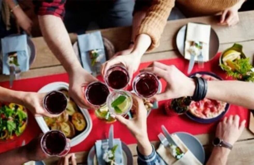 Se suspendieron los encuentros familiares y entre amigos en la Capital