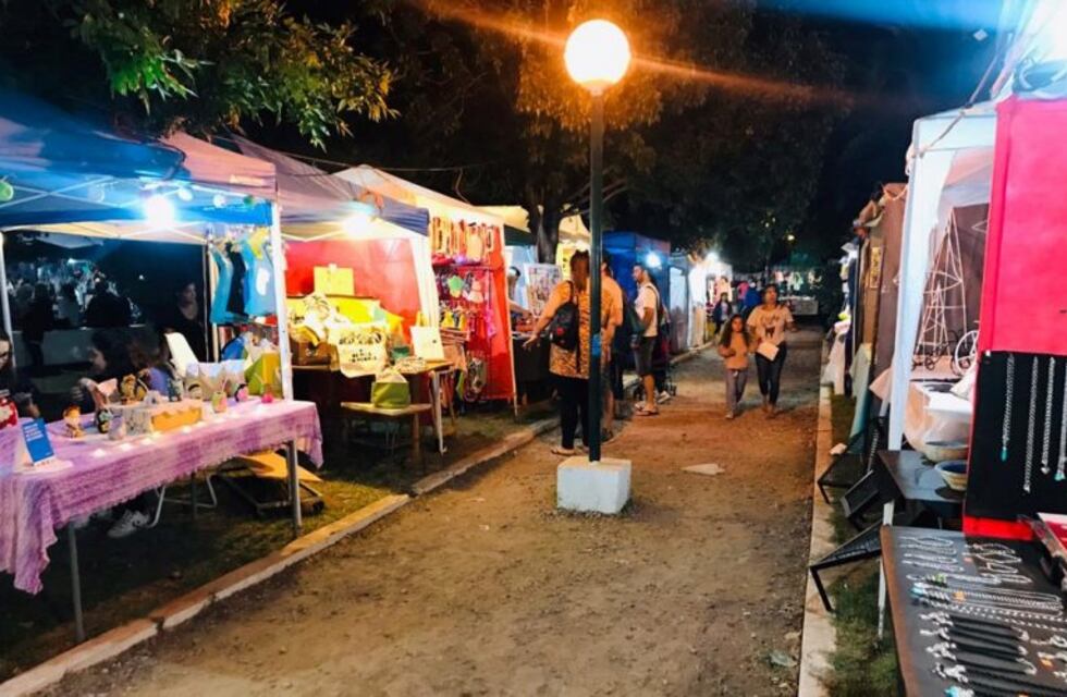 Fiesta del Lago : cerca de 300 artesanos se inscribieron para participar del evento