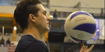 Sánchez se formó en las inferiores del club Obras de San Juan\u002Ei