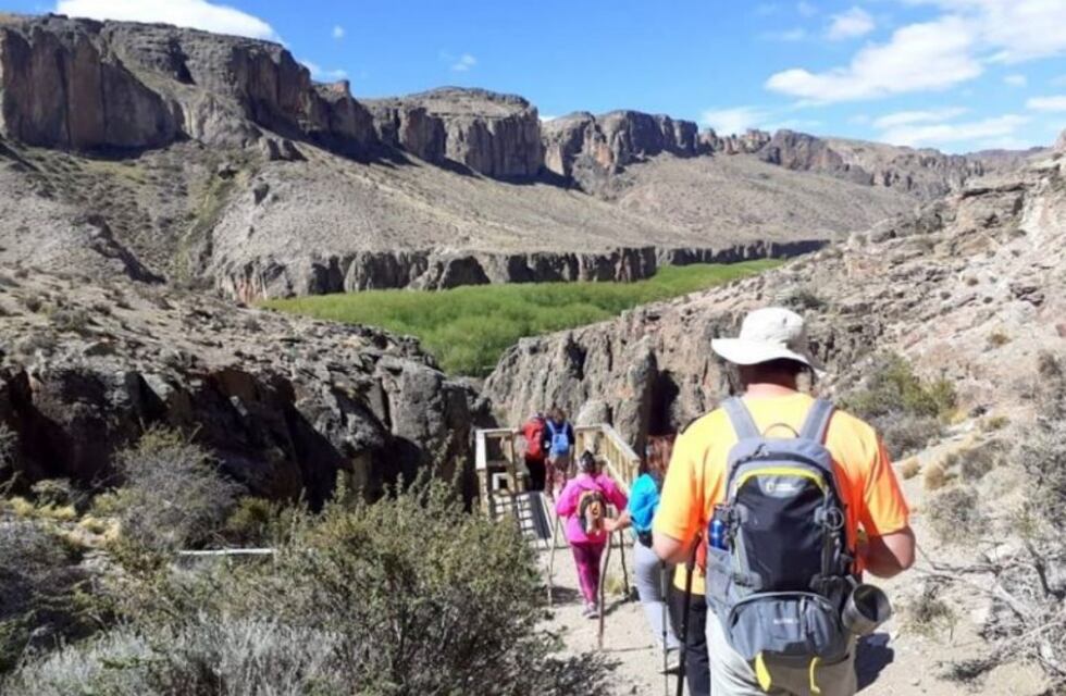 Mauricio Macri declaró Monumento Histórico la Cueva de las Manos