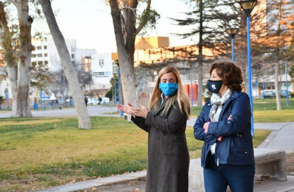 La gobernadora de Río Negro visitó de manera sorpresiva General Roca