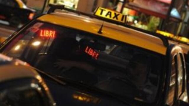 El taxista rosarino fue abordado este miu00e9rcoles por la noche.