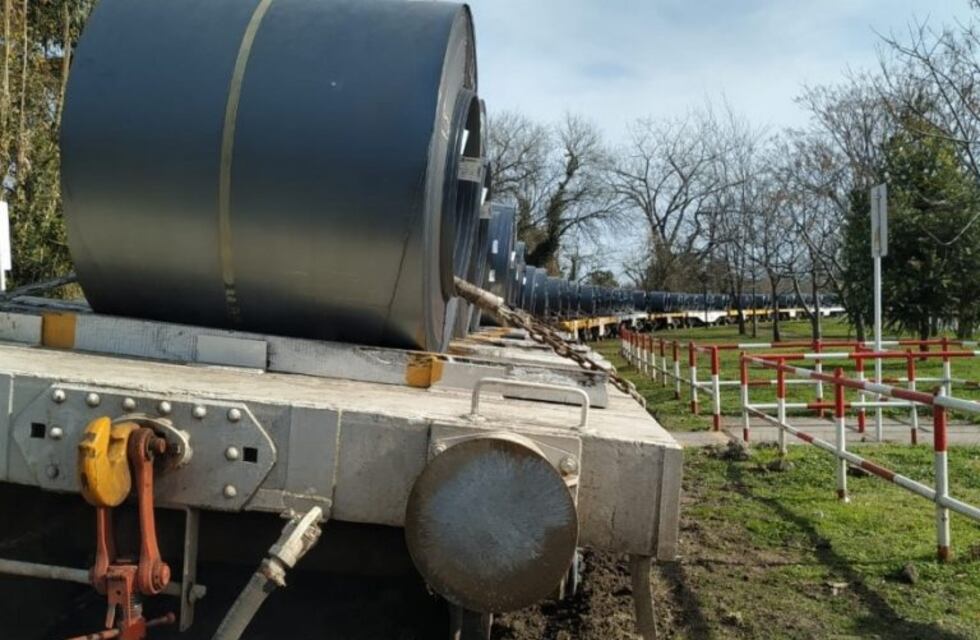 Volvió a descarrilar un tren que transportaba bobinas en Tolosa