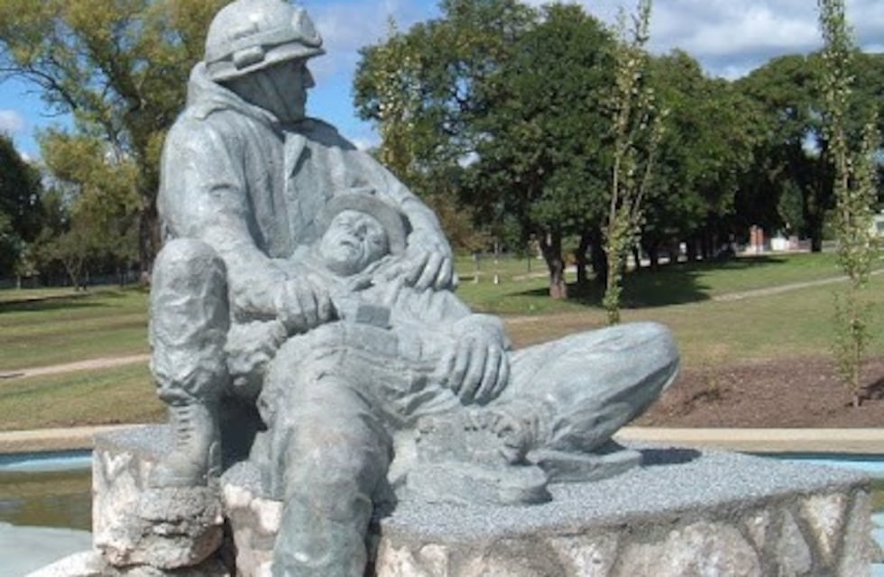 Alta Gracia: Acto Homenaje a los Veteranos y Caídos en Guerra de Malvinas