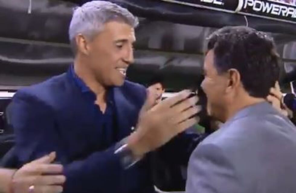 Fuego cruzado entre Gallardo y Crespo por el corte de luz en el Banfield-River