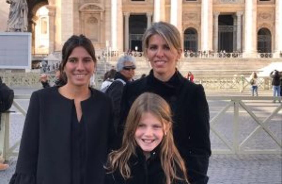 El Papa saludó a Arroyo Salgado y a las hijas de Nisman en el Vaticano