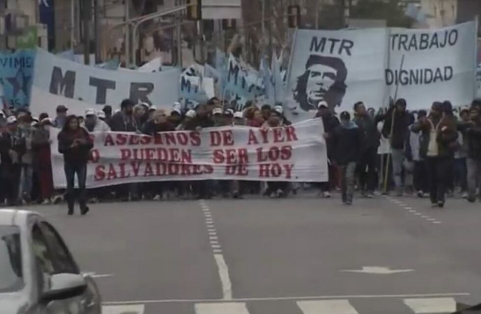 Marcharon al Puente Pueyrredón por los 17 años de las muertes de Kosteki y Santillán