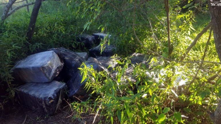 Incautaron más de 950 kilos de marihuana en Formosa. (Foto: Gendarmería)