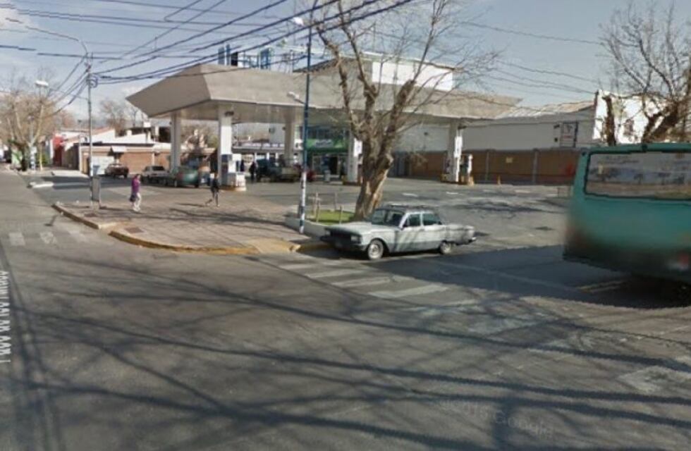 Completita: asaltó una estación, obligó a que le llenen el tanque y se escapó