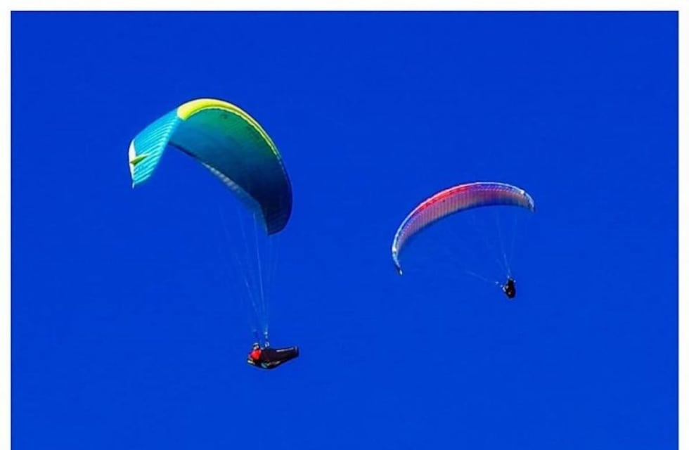 Volvió la práctica de parapente a La Cumbre