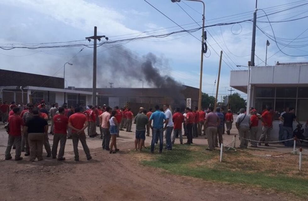 Vassalli no pagó los sueldos de enero y volvió a entrar en conflicto con los trabajadores