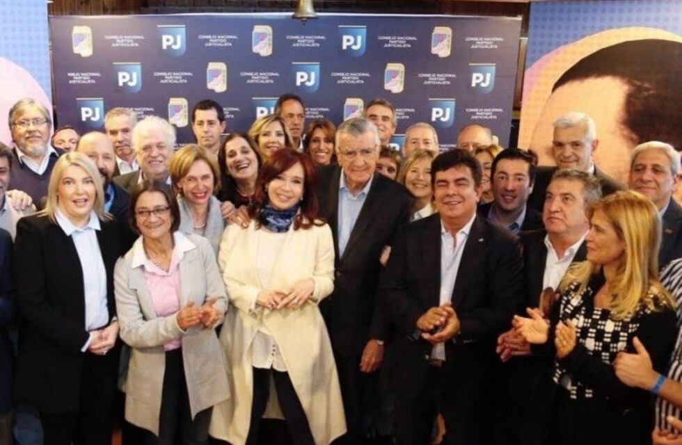 Rosana junto a Cristina por la unión Nacional del Peronismo