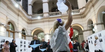 Adultos Mayores bailarán folclore en la Legislatura cordobesa\u002E