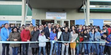 DPP apardrina Colegio Eva Peron