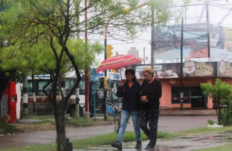 La semana arrancará con lloviznas aisladas en Santiago