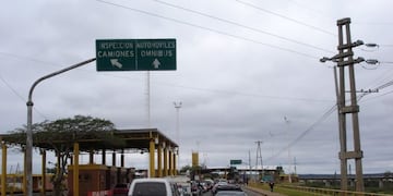Puente internacional Posadas-Encarnación\u002E