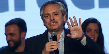 Presidential candidate Alberto Fernandez speaks during the primary elections, at a cultural centre in Buenos Aires, Argentina, August 11, 2019\u002E REUTERS/Agustin Marcarian