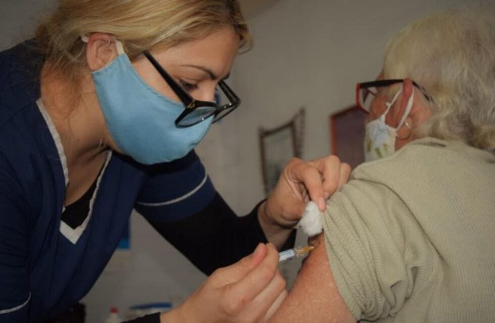 El PAMI vacunará la antigripal y neumococo Prevenar 13 en Puerto Piray