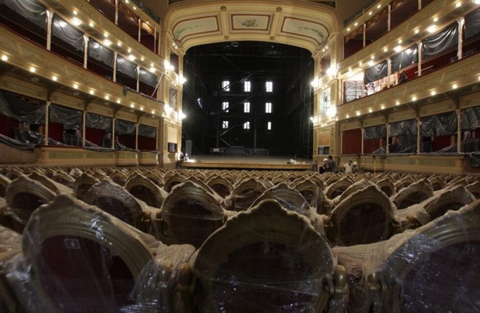 Apuran los trabajos para la reapertura del Teatro del Libertador