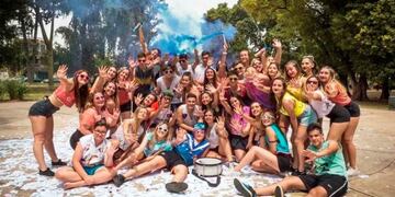 Egresados 2020 (Clarín)