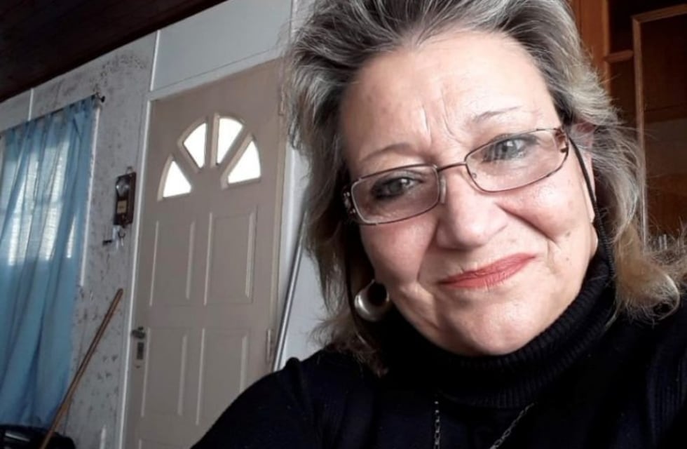 Es jubilada y perdió todo en el incendio: "Necesito un lugar en donde vivir"