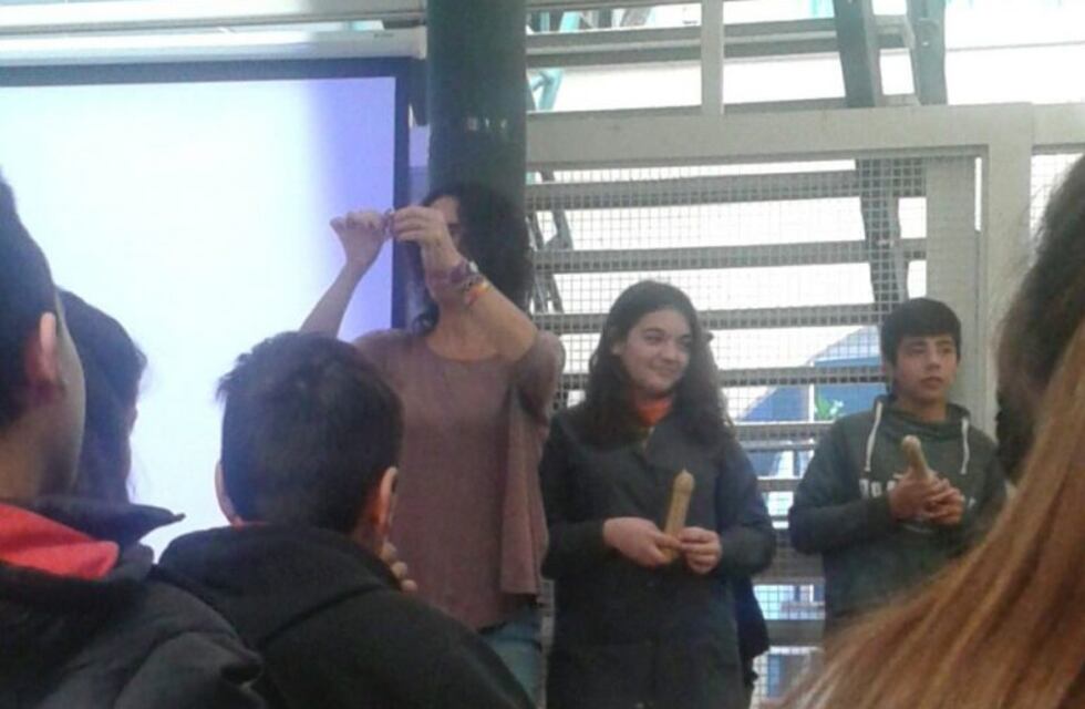 Juntan firmas a favor del cura que pidió "alzarse en armas" contra la educación sexual