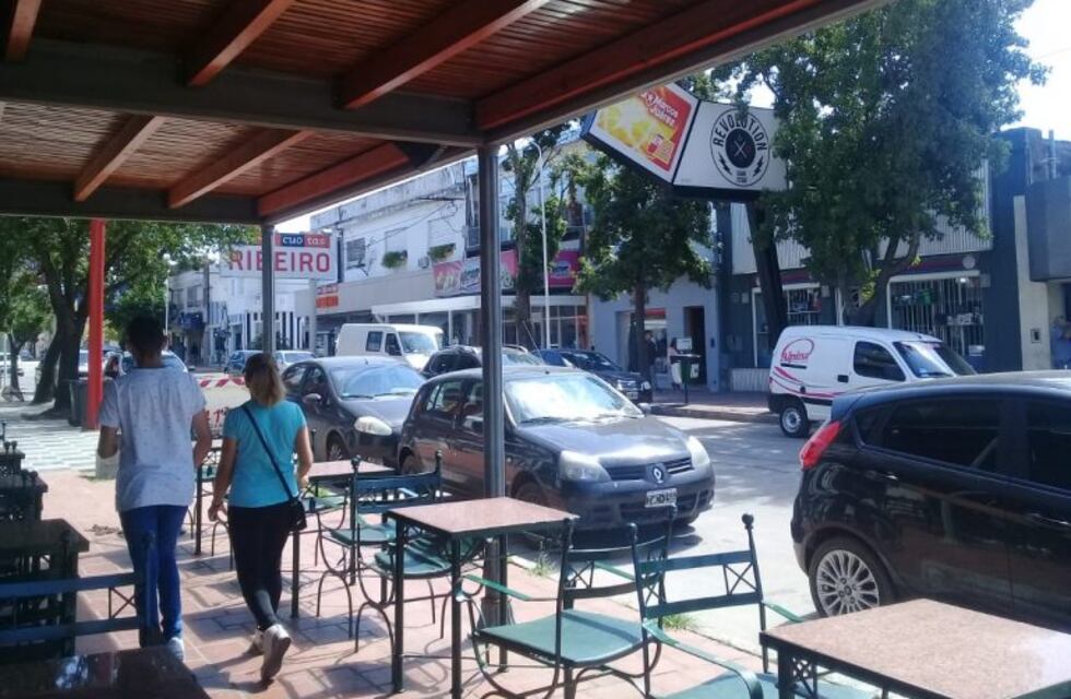 Bares y restaurantes tendrán que cerrar sus puertas a las 2 A.M. por la veda electoral