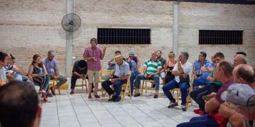 Los colonos reclamaron una solución para los problemas que padecen\u002E