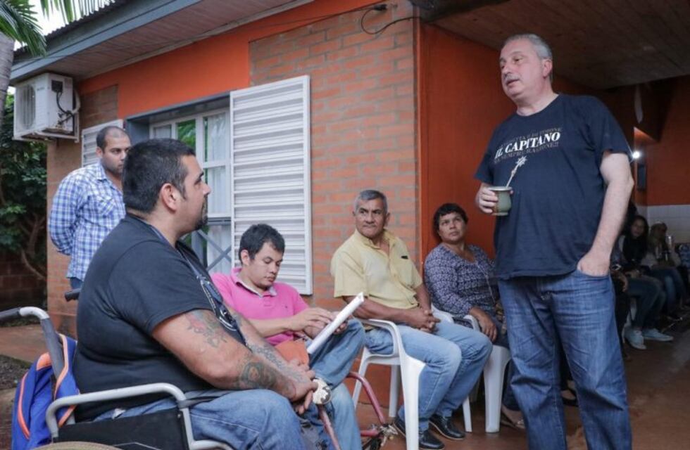 Hugo Passalacqua sale a la cancha a pedir el voto por Alberto Fernández