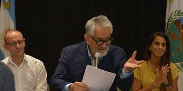 Alberto Rodriguez Saa aumento incremento de salarios