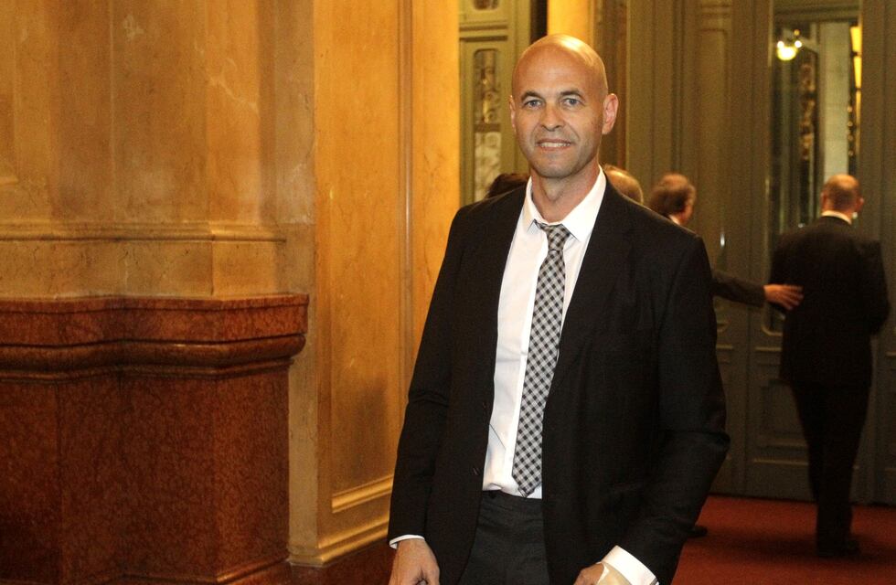 Guillermo Dietrich aseguró que todas las estaciones ferroviarias del área metropolitana serán renovadas en tres años