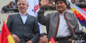 Evo Morales y Álvaro García Linera (EFE/ Martin Alipaz ARCHIVO)
