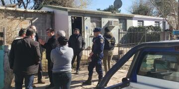 Hallaron una mujer muerta en IPV Arguello\u002E