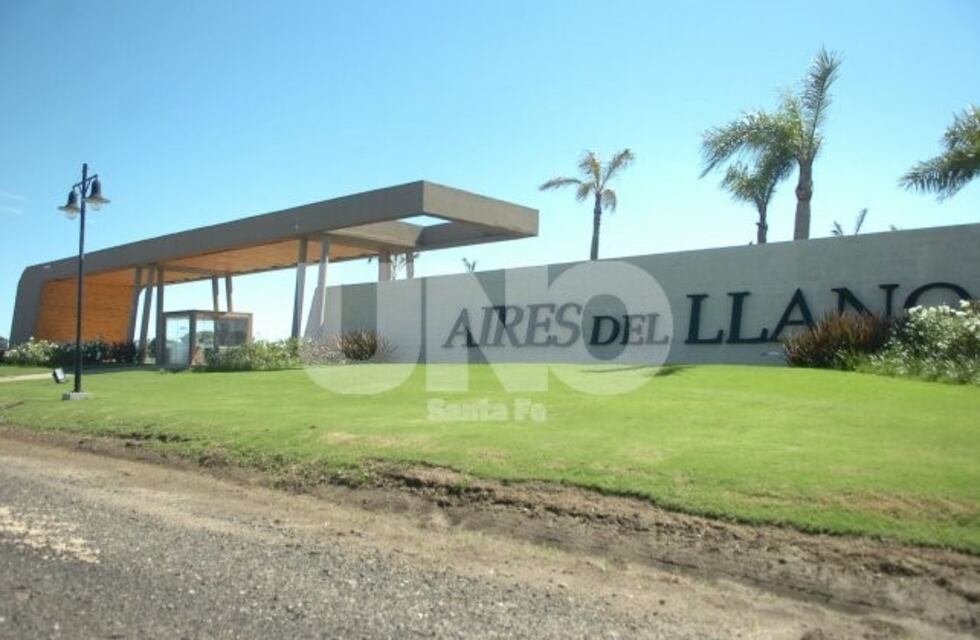 Se realizaron allanamientos en dos countries por el robo a la casa del basquetbolista Carlos Delfino