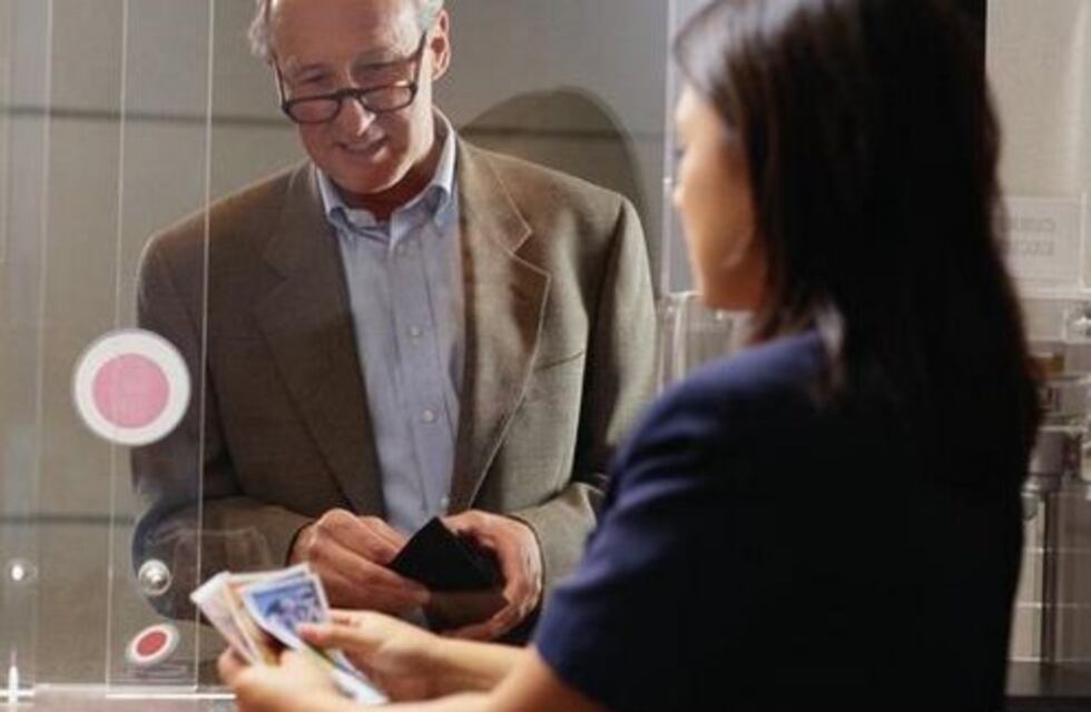 A partir de ahora se podrá acreditar la identidad en los bancos con el celular