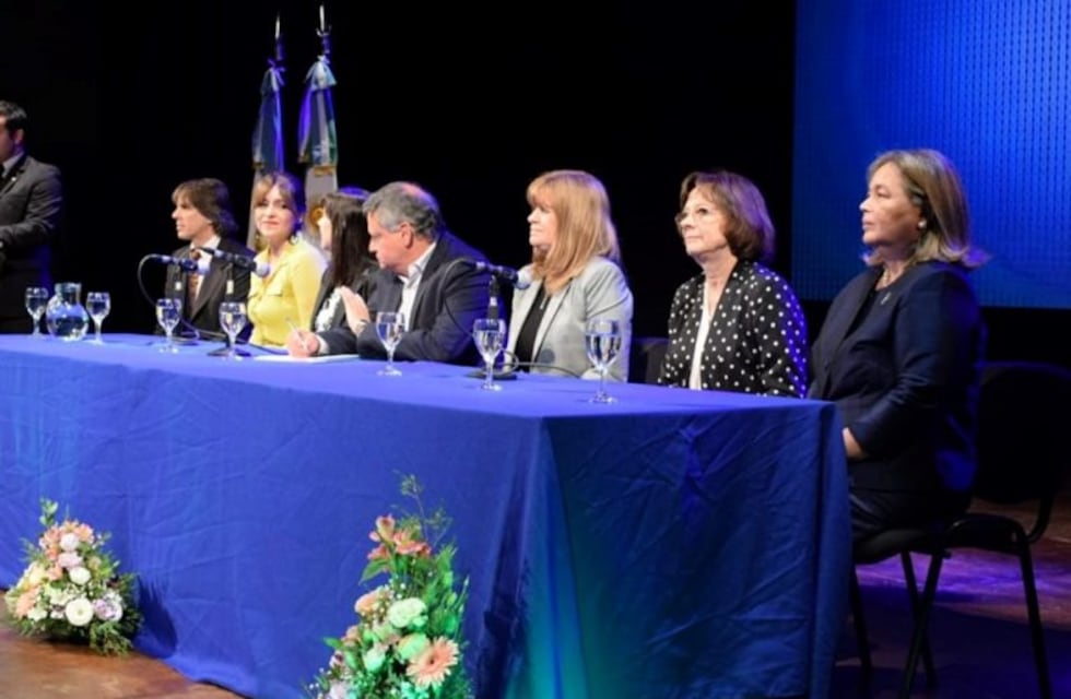 Gobierno cerró la jornada de juicios por jurados con disertantes internacionales