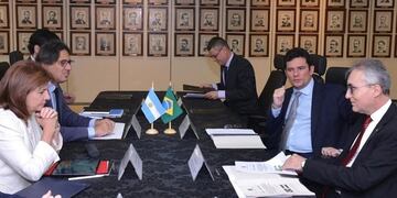 Los ministros argentinos Germán Garavano (Justicia) y Patricia Bullrich (Seguridad) junto a Sérgio Moro, ministro de Justicia de Brasil, durante un encuentro en enero pasado
