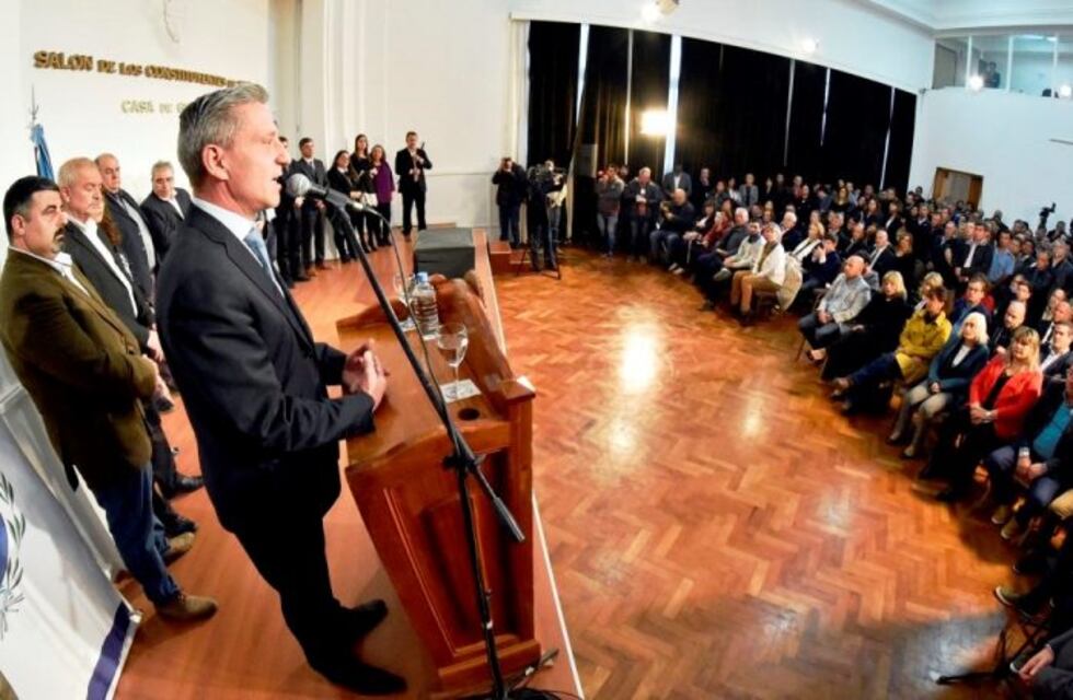 Ya están en funciones los nuevos ministros de Chubut