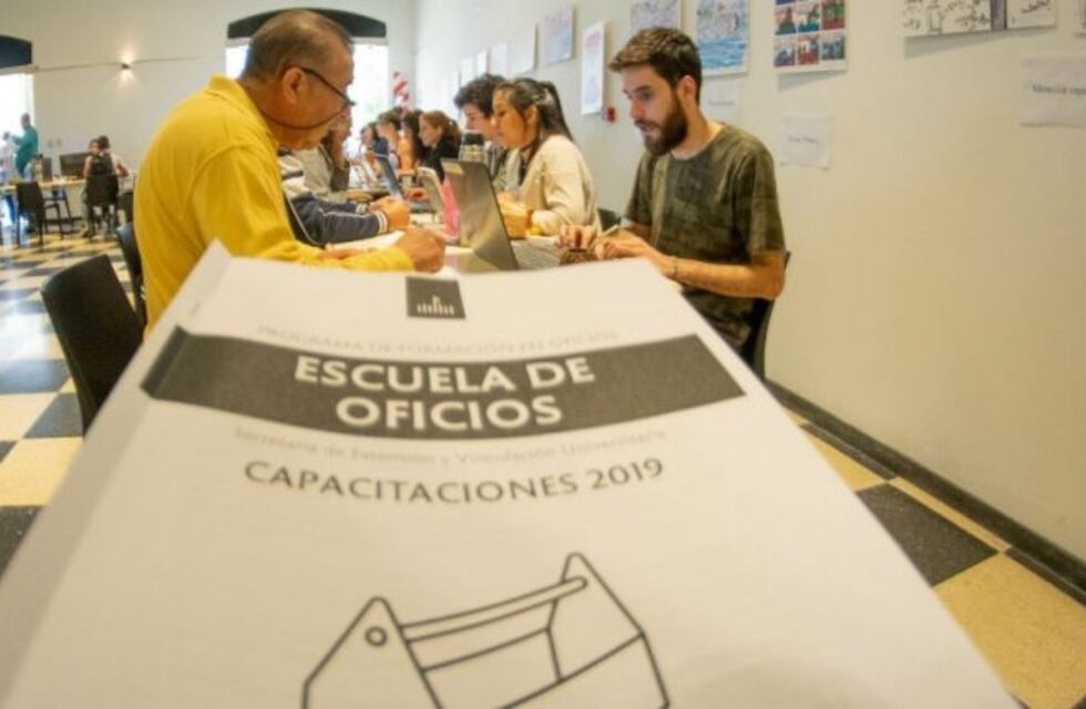 Escuela de oficios de la UNC: más de mil inscriptos en dos días
