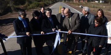 Zamora habilitó viviendas sociales y obras en Estación Zanjón
