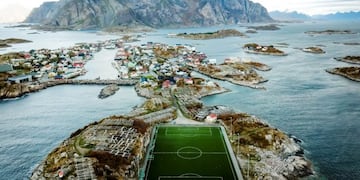 Henningsvær Stadion