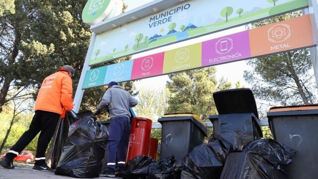 Colocan 10 estaciones ecológicas más en San Rafael.