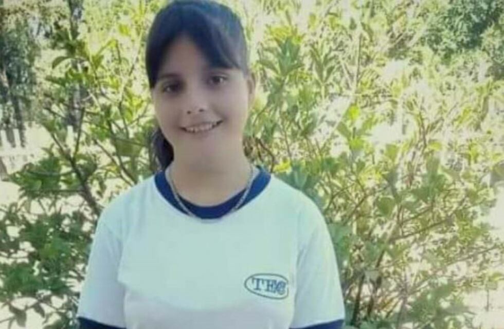 Buscan a una adolescente de 14 años oriunda de La Emilia que falta de su casa desde el sábado
